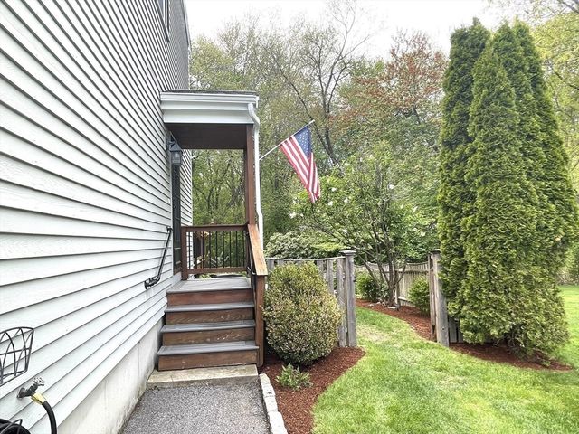 103 Wilson Ave, Framingham, MA 01702