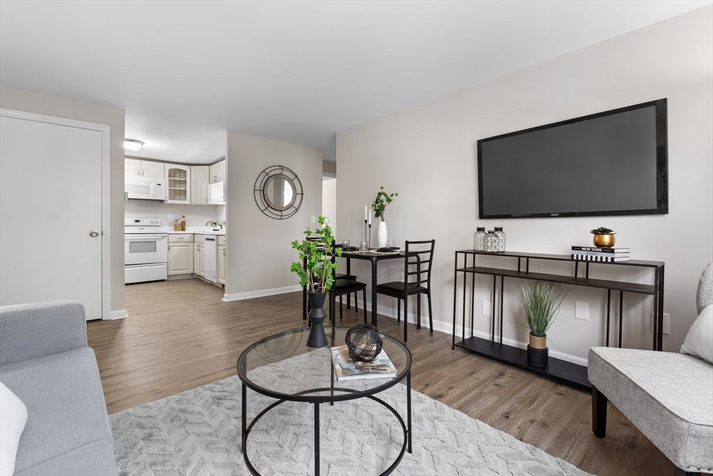 234 Low St 16, Newburyport, MA 01950