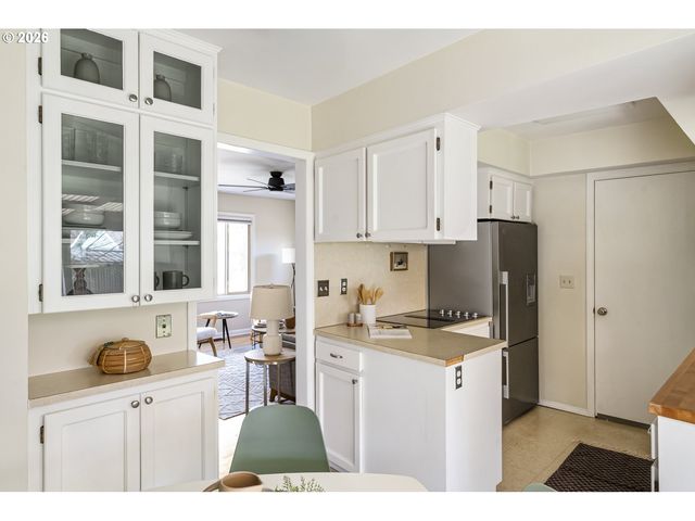 4920 Ne 78TH Pl, Portland, OR 97218