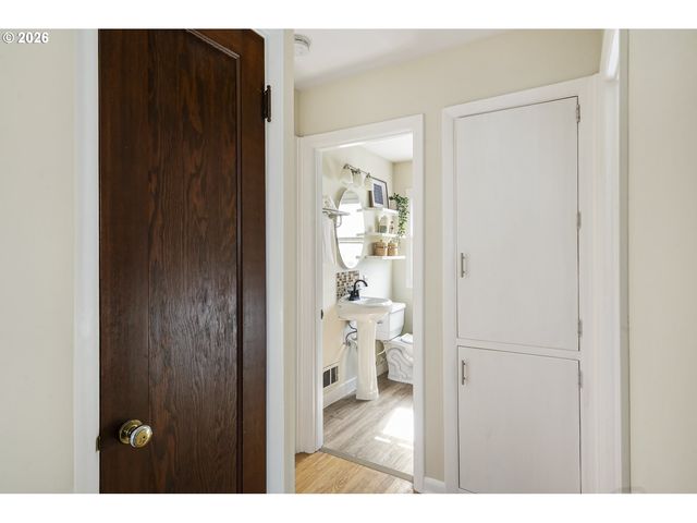 4920 Ne 78TH Pl, Portland, OR 97218