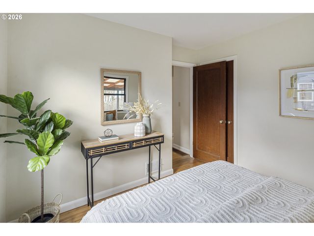 4920 Ne 78TH Pl, Portland, OR 97218