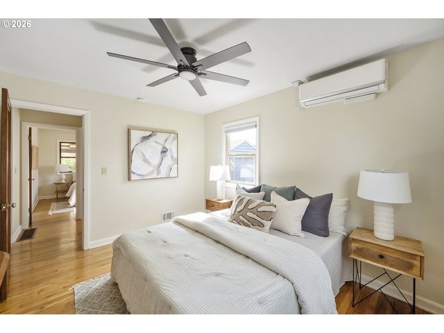 4920 Ne 78TH Pl, Portland, OR 97218