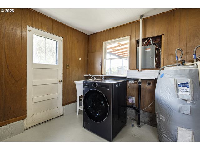 4920 Ne 78TH Pl, Portland, OR 97218