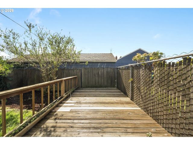 4920 Ne 78TH Pl, Portland, OR 97218