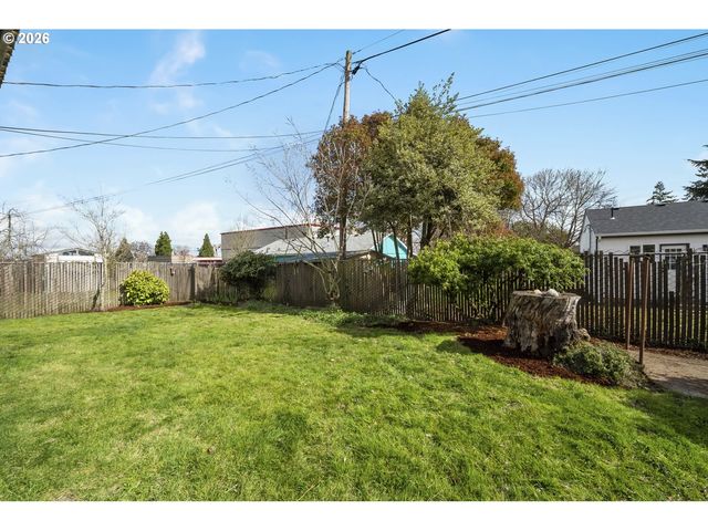 4920 Ne 78TH Pl, Portland, OR 97218