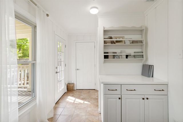 559 Aqua Drive, Dallas, TX 75218