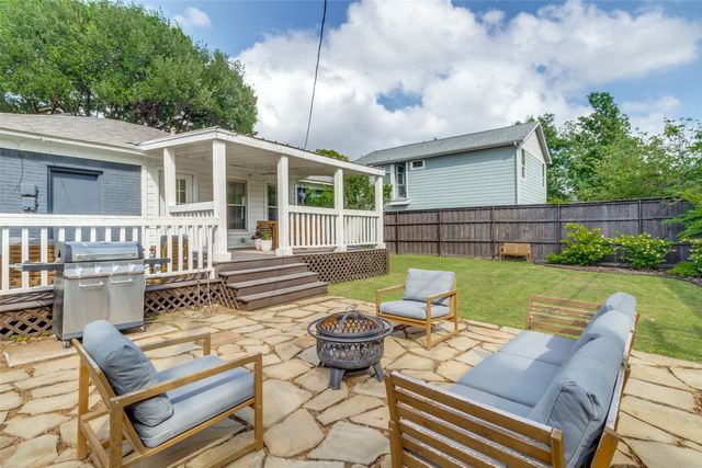 559 Aqua Drive, Dallas, TX 75218