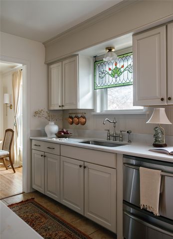 559 Aqua Drive, Dallas, TX 75218