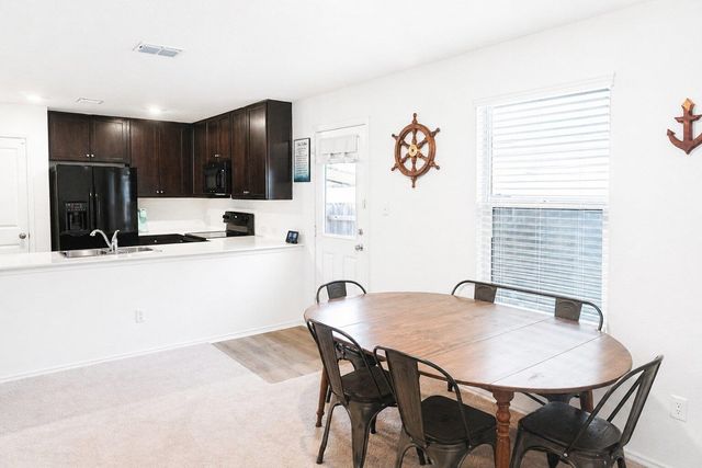 609 Marty Allen LOOP, Jarrell, TX 76537