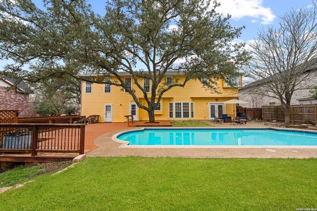 1426 Summit, San Antonio, TX 78258