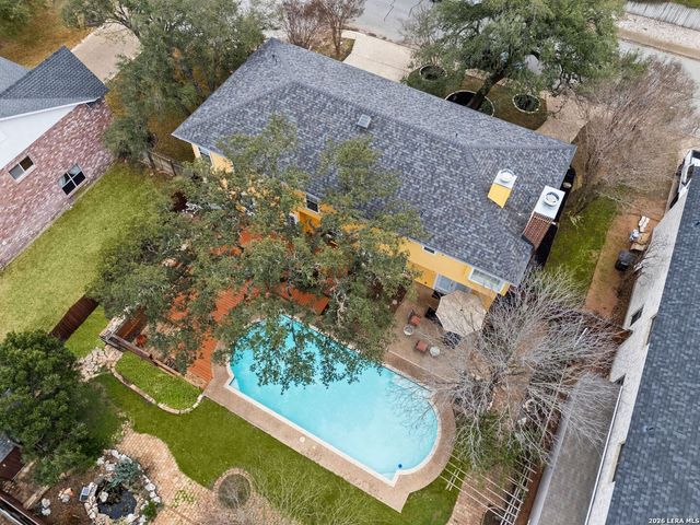 1426 Summit, San Antonio, TX 78258