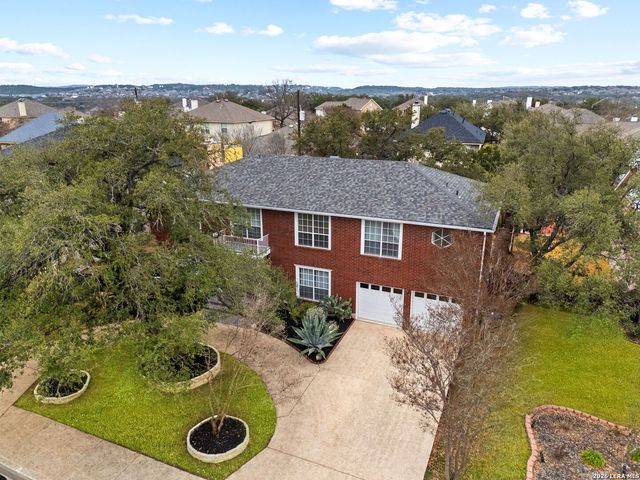 1426 Summit, San Antonio, TX 78258