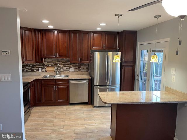 13684 WILDFLOWER LN, Clifton, VA 20124