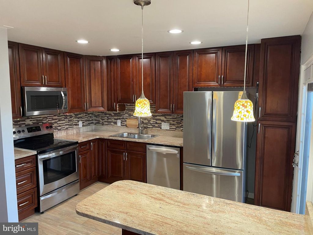 13684 WILDFLOWER LN, Clifton, VA 20124