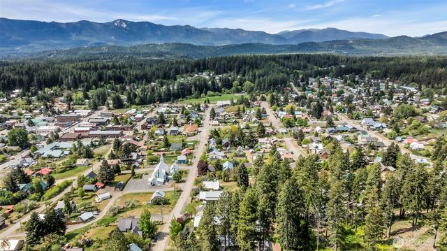 303 N B Street, Roslyn, WA 98941
