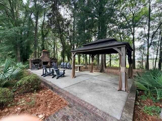 3135 Mulan Lane, Charleston, SC 29414