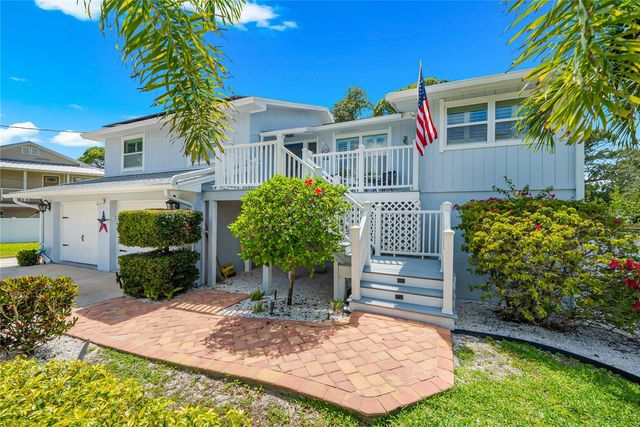 201 LAGOON DRIVE, Palm Harbor, FL 34683