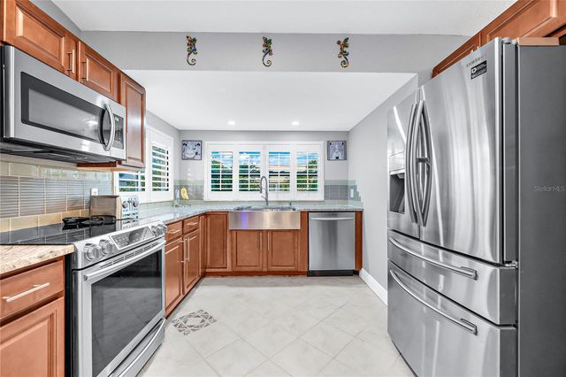 201 LAGOON DRIVE, Palm Harbor, FL 34683