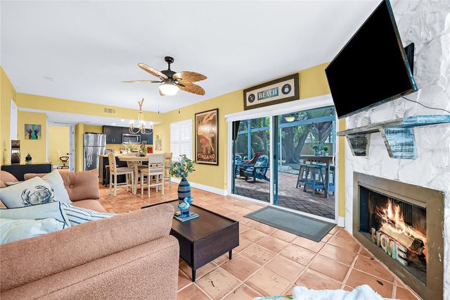 201 LAGOON DRIVE, Palm Harbor, FL 34683