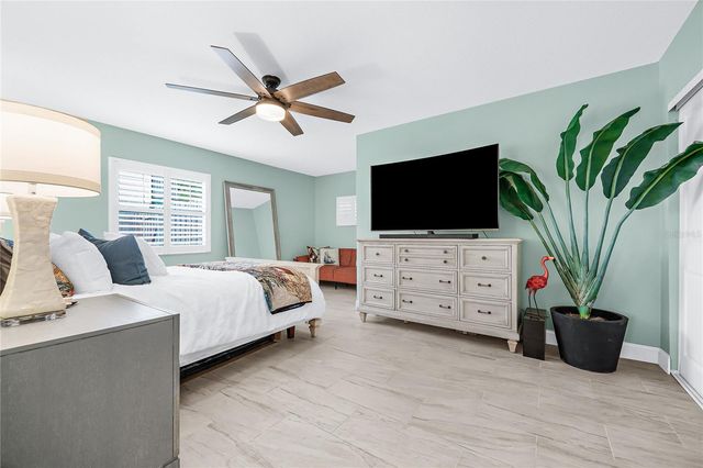 201 LAGOON DRIVE, Palm Harbor, FL 34683