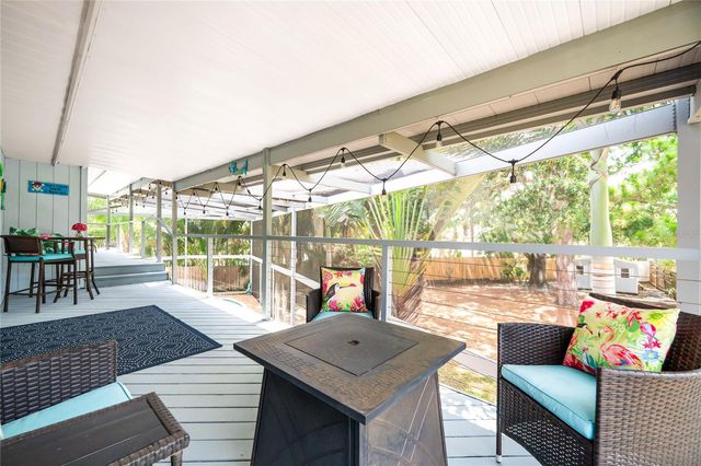 201 LAGOON DRIVE, Palm Harbor, FL 34683