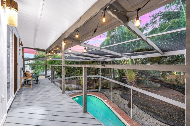 201 LAGOON DRIVE, Palm Harbor, FL 34683