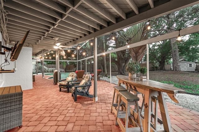 201 LAGOON DRIVE, Palm Harbor, FL 34683