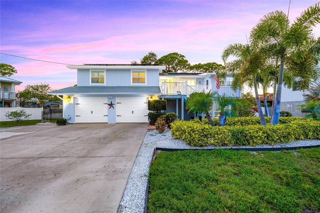 201 LAGOON DRIVE, Palm Harbor, FL 34683
