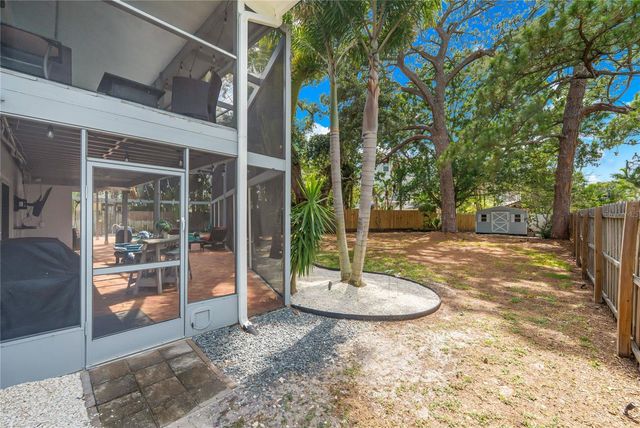 201 LAGOON DRIVE, Palm Harbor, FL 34683