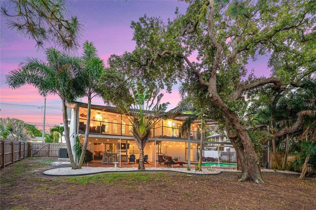 201 LAGOON DRIVE, Palm Harbor, FL 34683