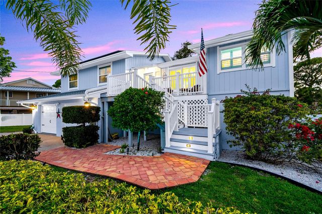 201 LAGOON DRIVE, Palm Harbor, FL 34683