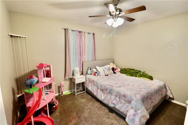 11214 E 10th Street S, Independence, MO 64054