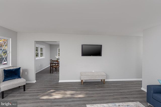 1124 DORCHESTER AVE, Baltimore, MD 21207