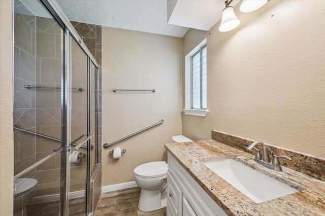 7806 Jonquil Drive, Texas City, TX 77591