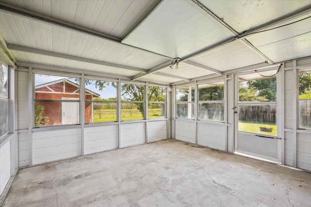 7806 Jonquil Drive, Texas City, TX 77591