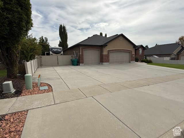 818 N 2625 W, Layton, UT 84041