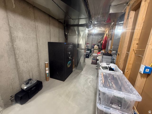 818 N 2625 W, Layton, UT 84041