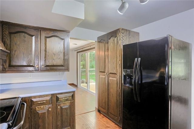 106 Colonial Way, Center Twp, PA 15001