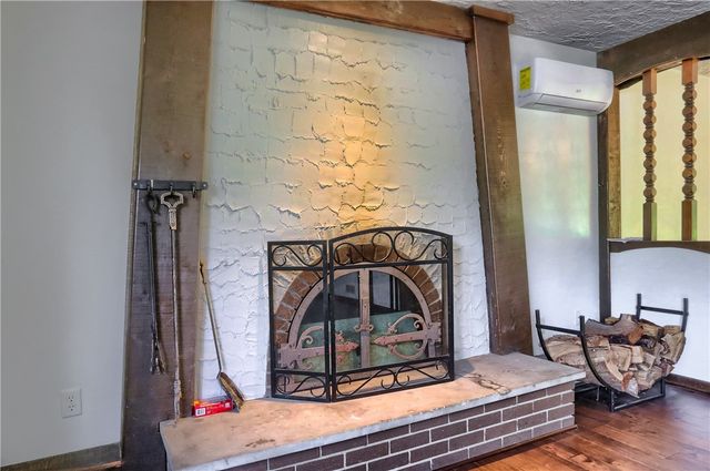 106 Colonial Way, Center Twp, PA 15001