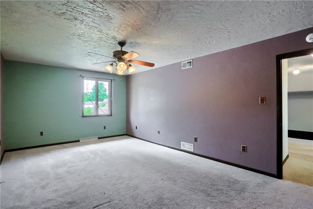 106 Colonial Way, Center Twp, PA 15001