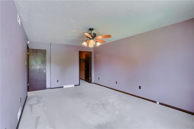 106 Colonial Way, Center Twp, PA 15001