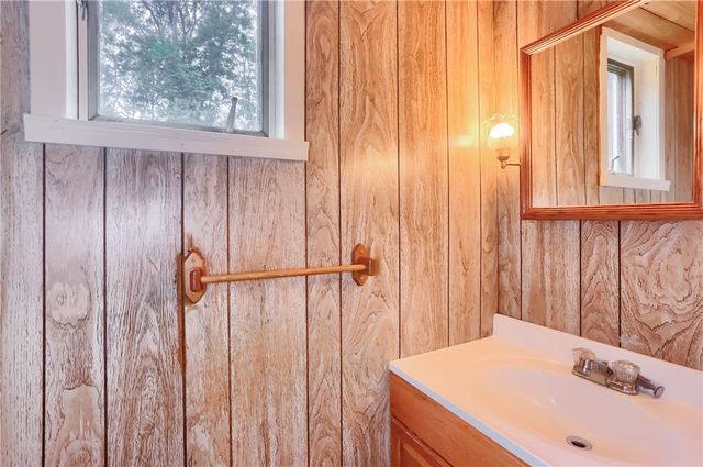 106 Colonial Way, Center Twp, PA 15001