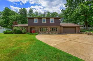 106 Colonial Way, Center Twp, PA 15001