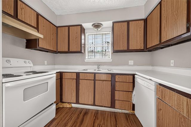 13026 Clarewood Drive, Houston, TX 77072