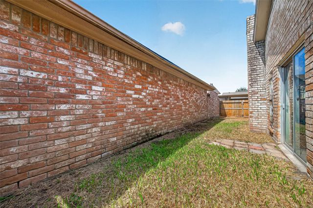 13026 Clarewood Drive, Houston, TX 77072