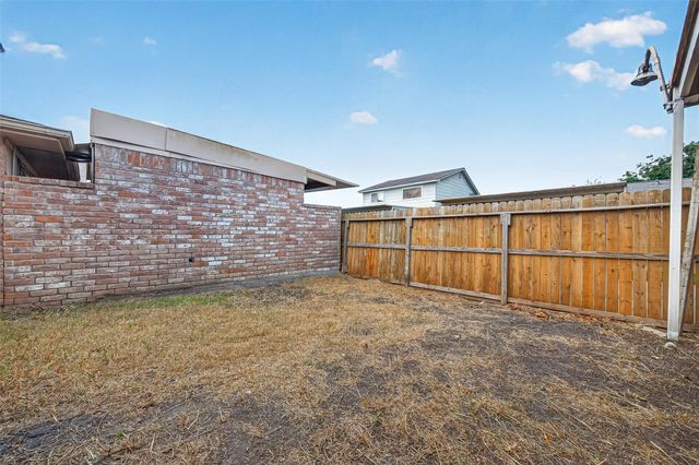13026 Clarewood Drive, Houston, TX 77072