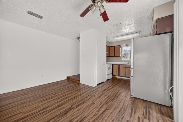 13026 Clarewood Drive, Houston, TX 77072
