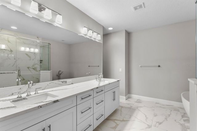 3215 W DE LEON STREET 6, Tampa, FL 33609