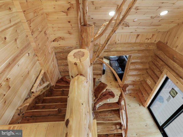 211 HIGHWOOD DR, Mc Henry, MD 21541