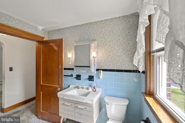 203 PARK HEIGHTS BLVD, Hanover, PA 17331